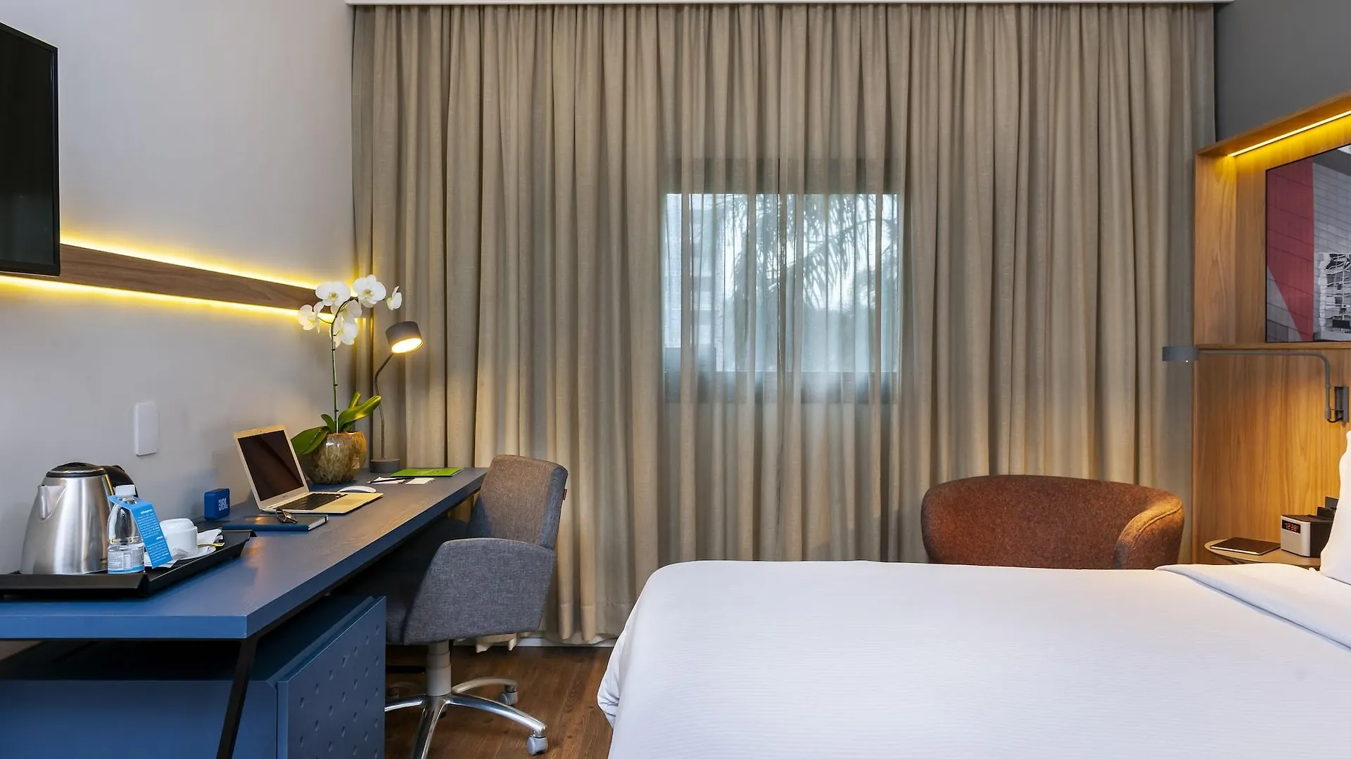 Hampton By Hilton Guarulhos Airport Hotel