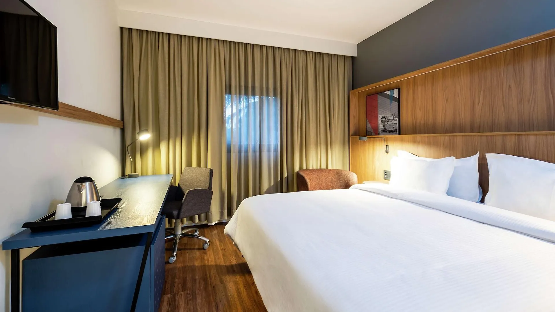 Hampton By Hilton Guarulhos Airport Hotel 3*,
