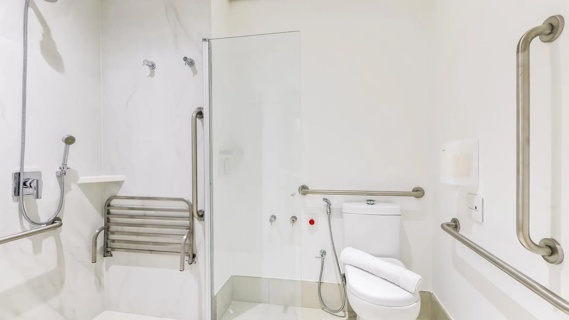 Hampton By Hilton Guarulhos Airport Hotel