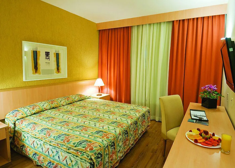 Hampton By Hilton Guarulhos Airport Hotel