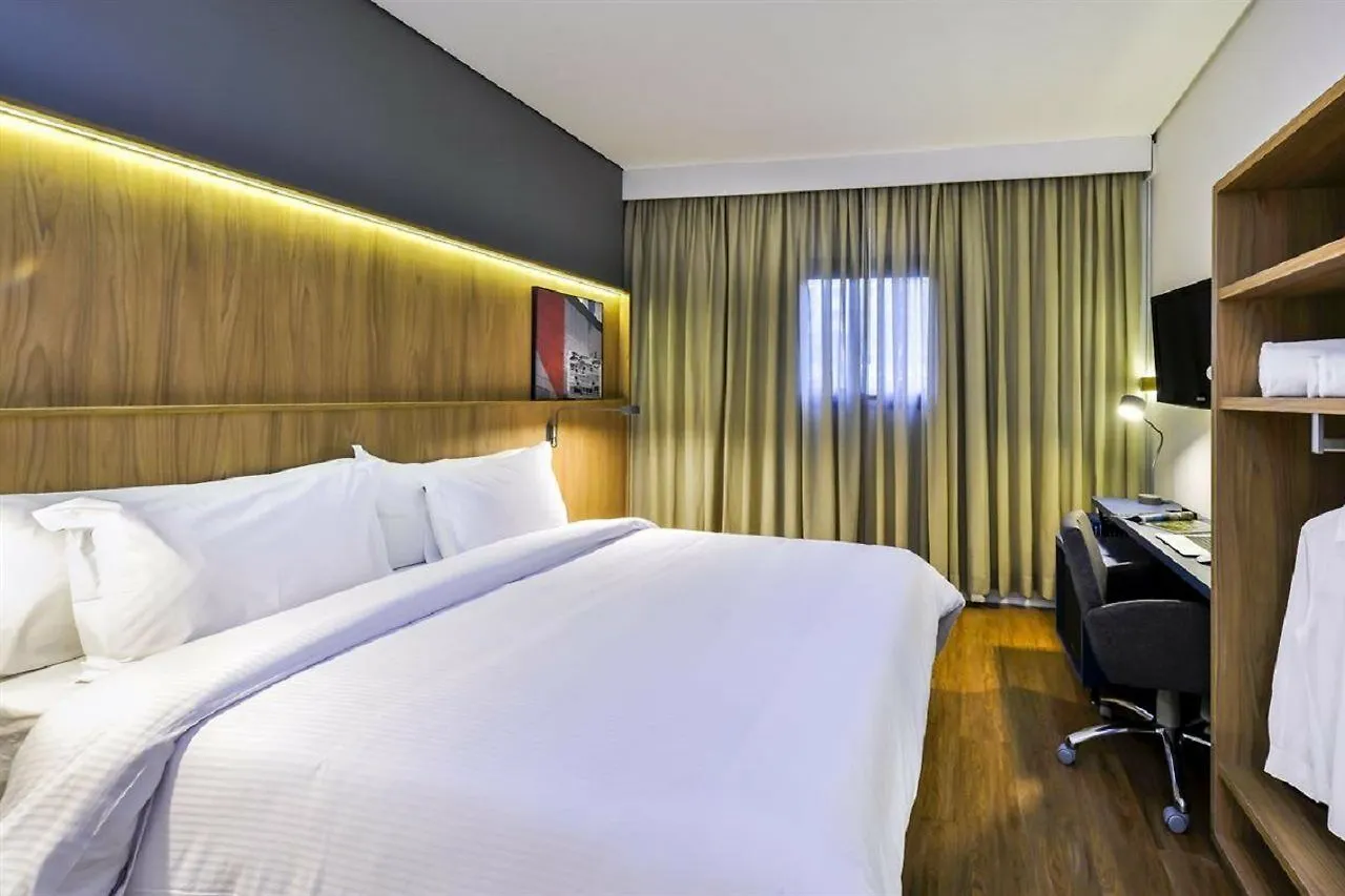 Hampton By Hilton Guarulhos Airport Hotel