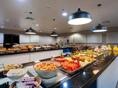 Hampton By Hilton Guarulhos Airport Hotel